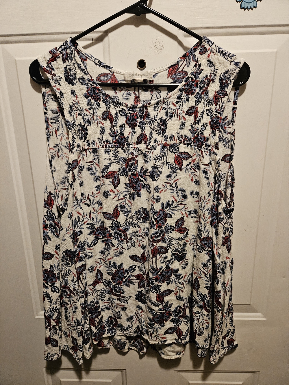 Expressions White Floral Sleeveless Smocked Yoke Tunic